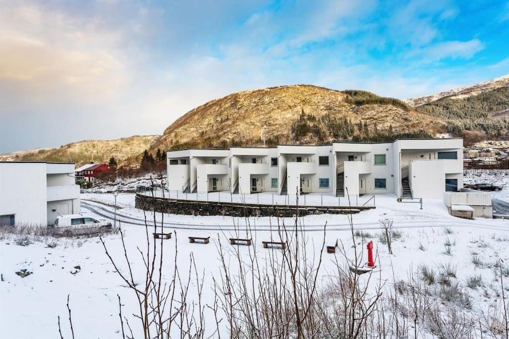 Stor Og Moderne Leilighet I Indre Arna Bergen Gratis Parkering!! المظهر الخارجي الصورة