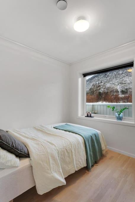 Stor Og Moderne Leilighet I Indre Arna Bergen Gratis Parkering!! المظهر الخارجي الصورة